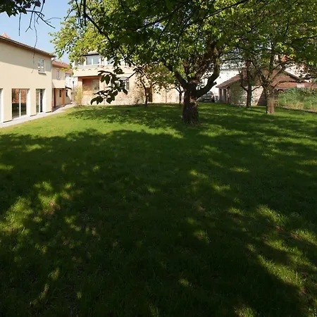 Sfk -maison Moderne-jardin-parking-10mn Strasbourg *